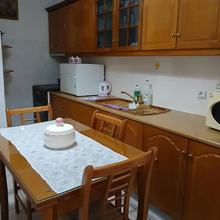 Goni Konukevi Saranda